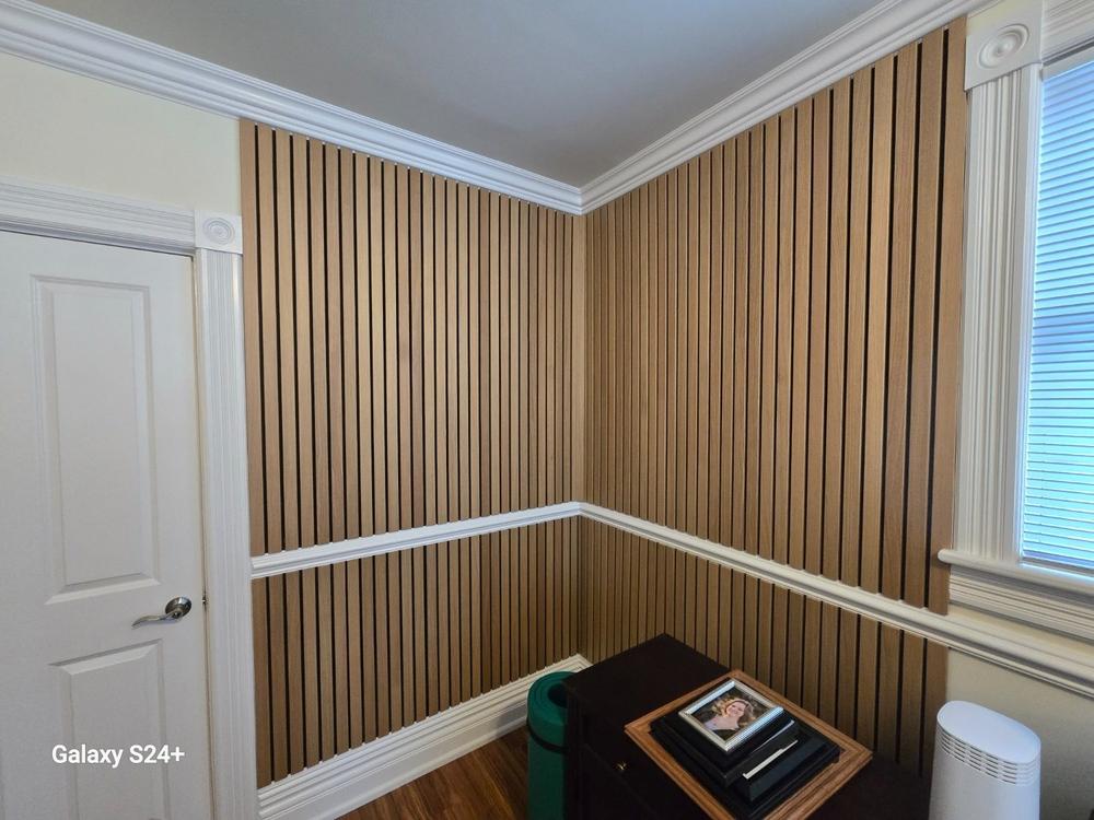 Slatpanel® Luxe American Oak Acoustic Wide Slat Wood Wall Panels - Customer Photo From Leonhard K.