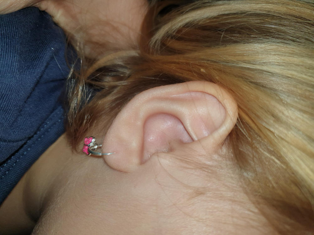 MG120-C28634 - 925 Sterling Silver Hoop Butterfly Earrings, 7x5mm on 12mm hoops - Customer Photo From Daniella Marais