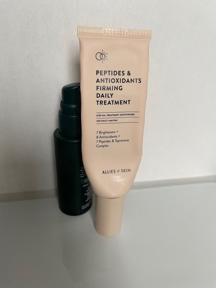 Peptides & Antioxidants Firming Daily Treatment - Customer Photo From sorina m.