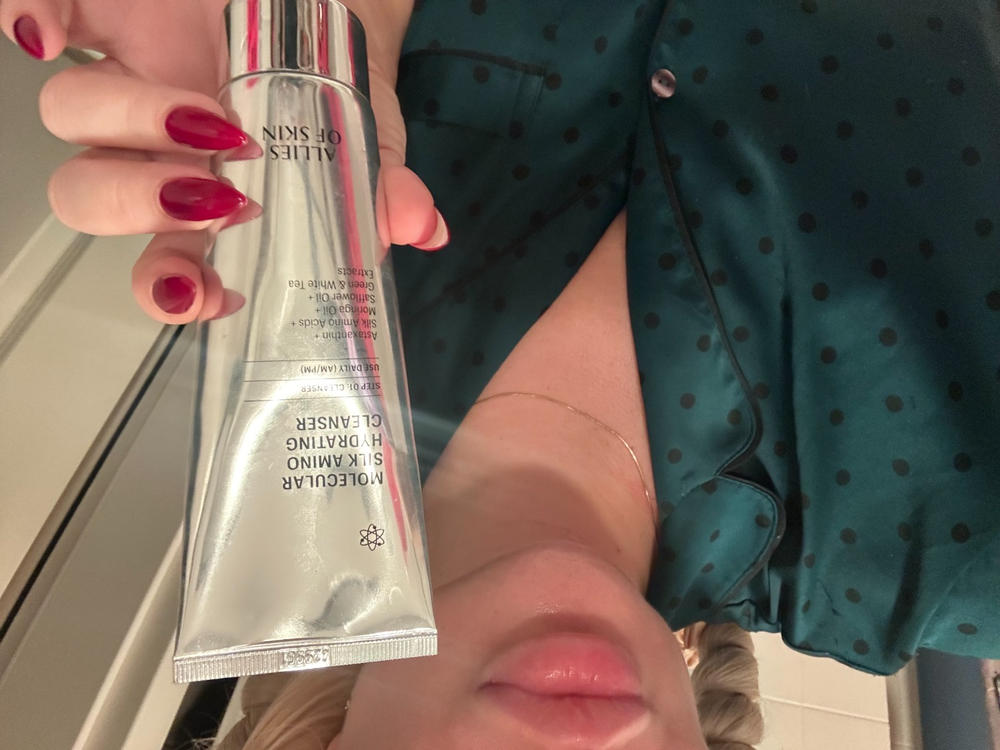 Molecular Silk Amino Hydrating Cleanser - Customer Photo From Anonymous