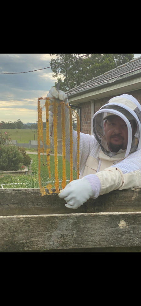 Flow Bee Gloves - Customer Photo From Rodney Wass