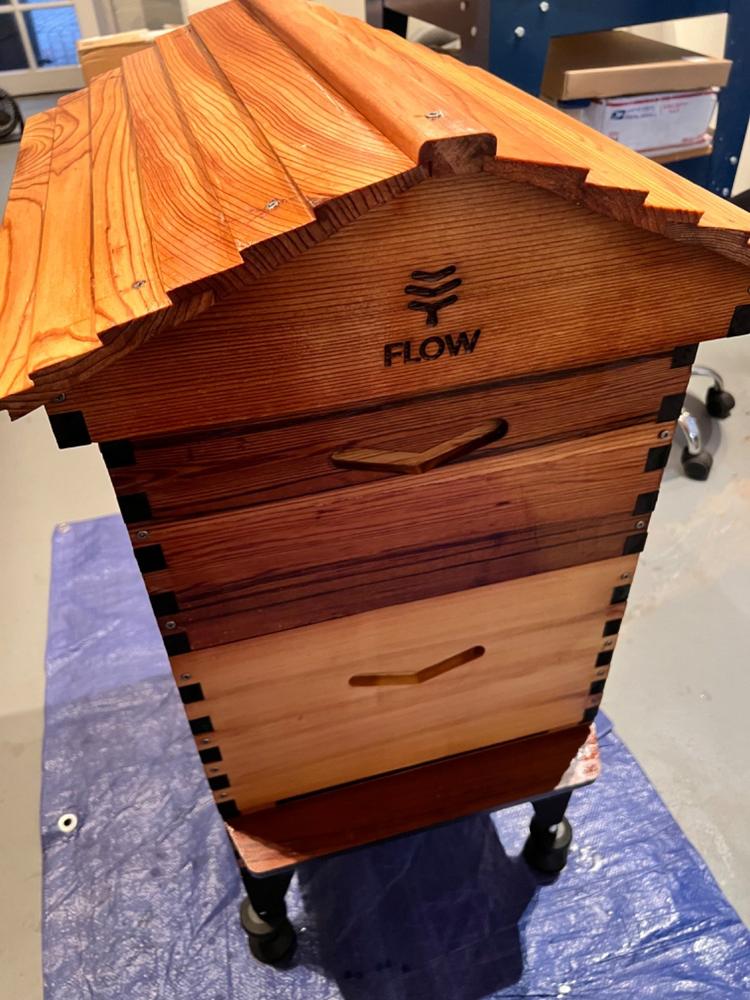Base & Stand – Flow Hive 2+ - Customer Photo From Mary E Wilson