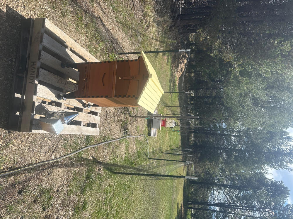 Flow Hive 2+ - Customer Photo From Michael Wessel