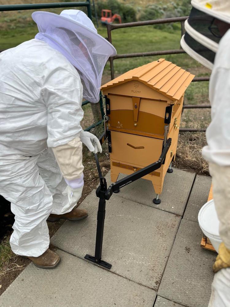 Flow Hive 2 - Customer Photo From Denise Chandler