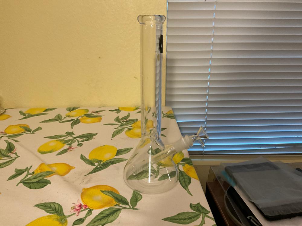 Large LV Beaker Water Pipe — Loud Smoke Supply