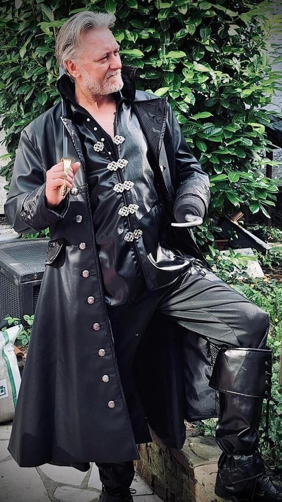 Once Upon A Time Capitaine Hook Cosplay Costume - Customer Photo From romuald 