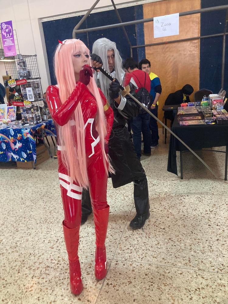 UWOWO Anime DARLING in the FRANXX Cosplay Plus Size Costume Zero Two CODE:002 Bodysuit Plug suit Christmas gifts - Customer Photo From Jocelyn H.