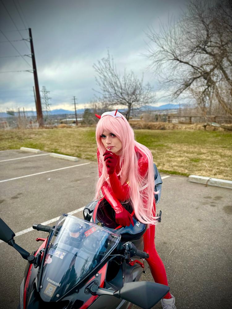 UWOWO Anime DARLING in the FRANXX Cosplay Plus Size Costume Zero Two CODE:002 Bodysuit Plug suit Christmas gifts - Customer Photo From Bella T.