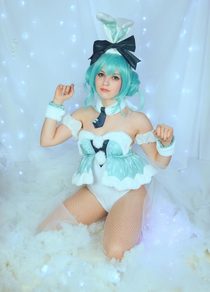 【In stock】Uwowo Cosplay Hatsune Miku Fanart. ver Cosplay Costume Cute Bunny Dress - Customer Photo From Shiroychigo