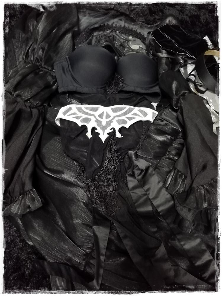 【In Stock】Uwowo Nier: Automata 2B Black Wedding Dress Bride Cosplay Costume - Customer Photo From Anonymous