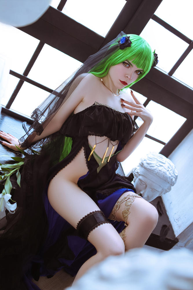 Uwowo Anime Code Geass Fanart: C.C. Black Bride Lelouch Lamperouge Suit Couple Cosplay Wig 100cm Long Green Hair - Customer Photo From Mukha Cosplay