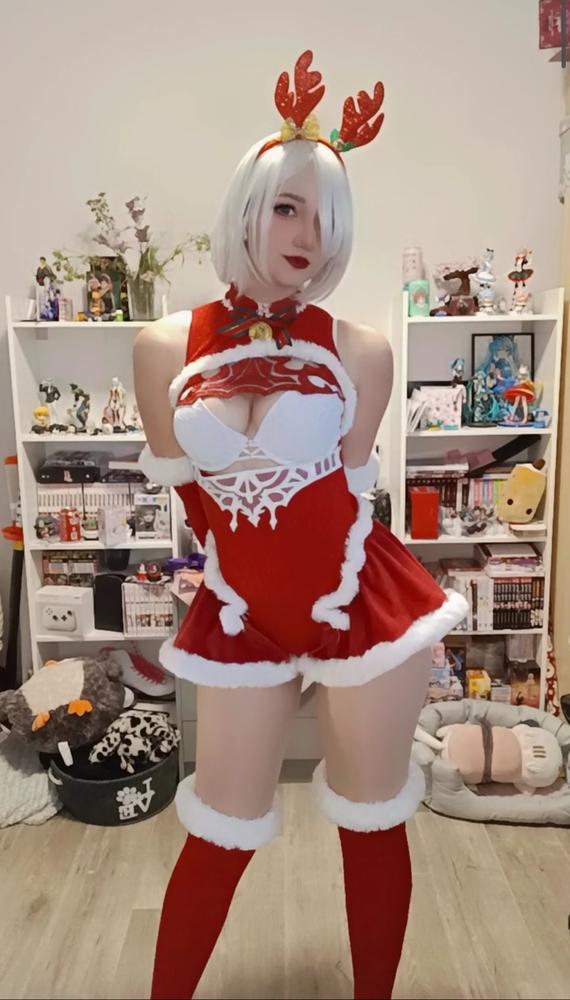 【Pre-sale】Uwowo Nier: Automata 2B Red Holiday Christmas Cosplay Costume - Customer Photo From Yumi
