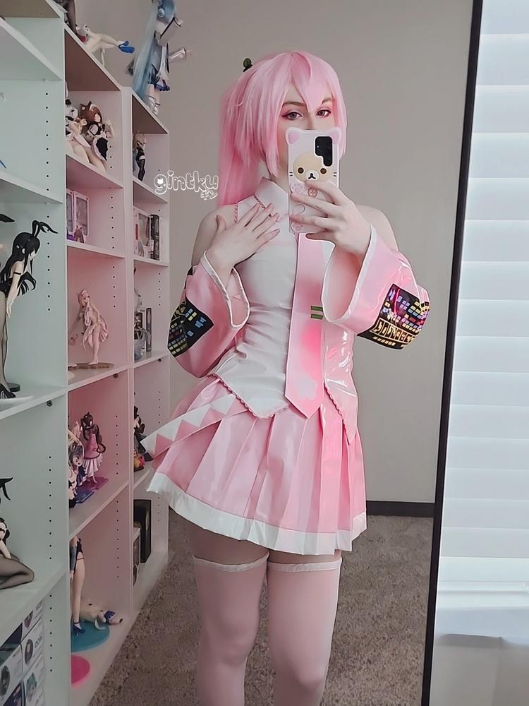 【In Stock】Uwowo Vocaloid Sakura Hatsune Miku Classic Pink Dress Cosplay Costume - Customer Photo From gintku