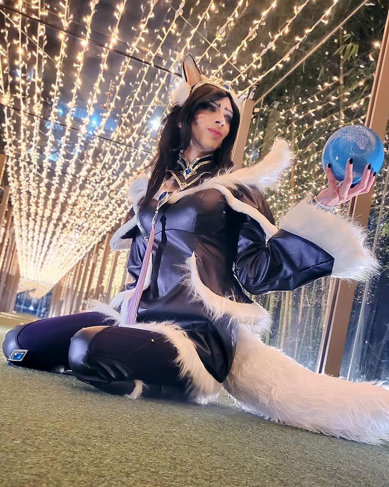 Uwowo League of Legends/LOL: Midnight Ahri ASU 2023 Nine Tailed Fox Fur Cosplay Costume - Customer Photo From AstraLex