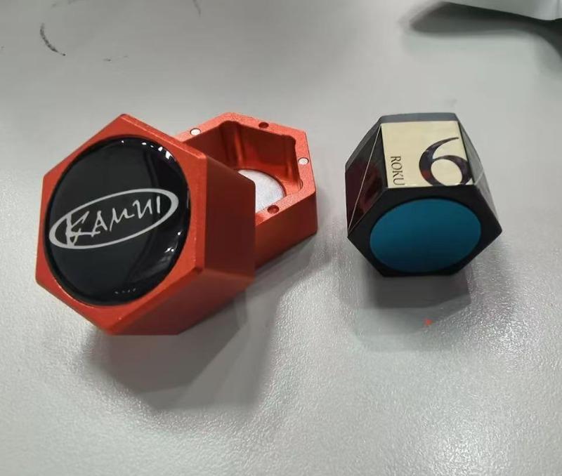 Kamui Hexagonal Metal Chalk Holder for ROKU Chalk | Magnetic