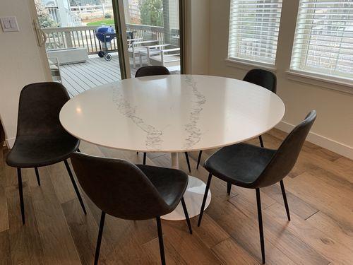 Tulip Dining Quartz Round Dining Table Statuario Venato Calacatta
