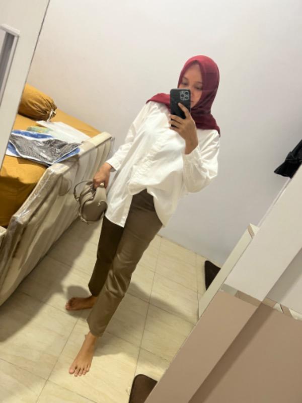Basic Ankle Pants - Khaki - Customer Photo From Andi Karlina