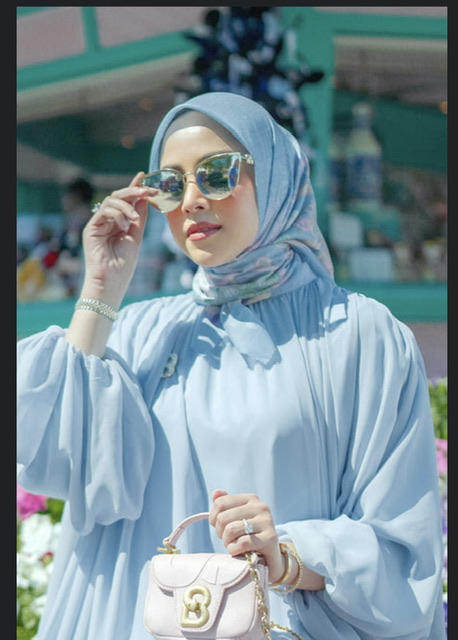 The Wonderland Square - Airy Blue - Customer Photo From Anonymous