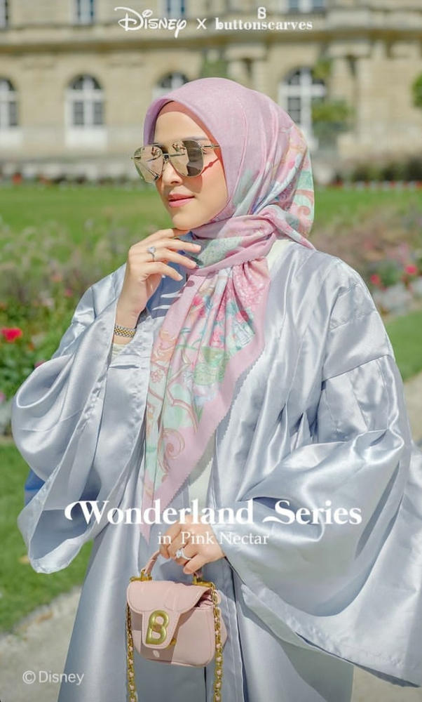The Wonderland Square - Pink Nectar - Customer Photo From Vhie Elvira
