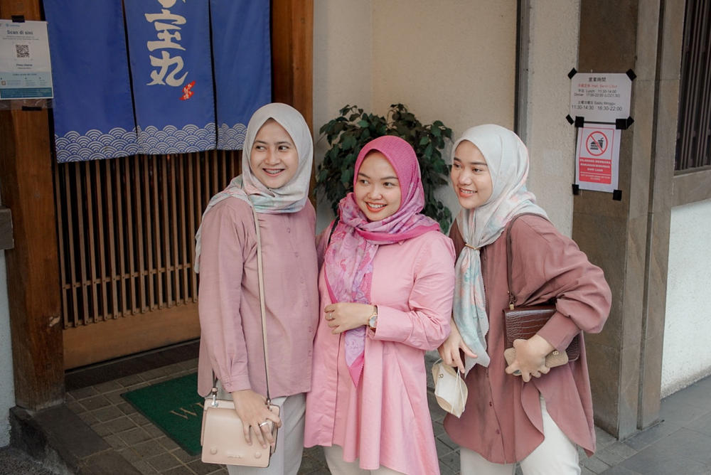 The Friendship Square - Bonbon - Customer Photo From EKA FARDA YUWITANING