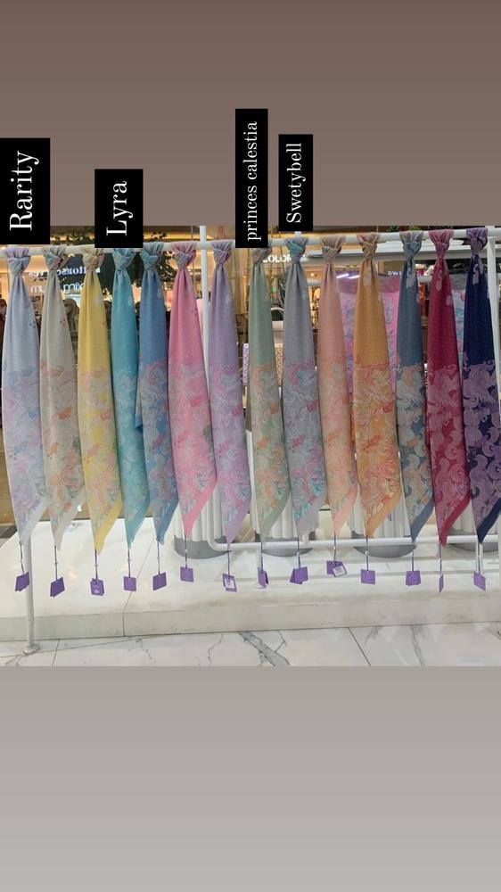 Buy Buttonscarves The Friendship Voile Square Small - Sweetie Bell 2023  Online