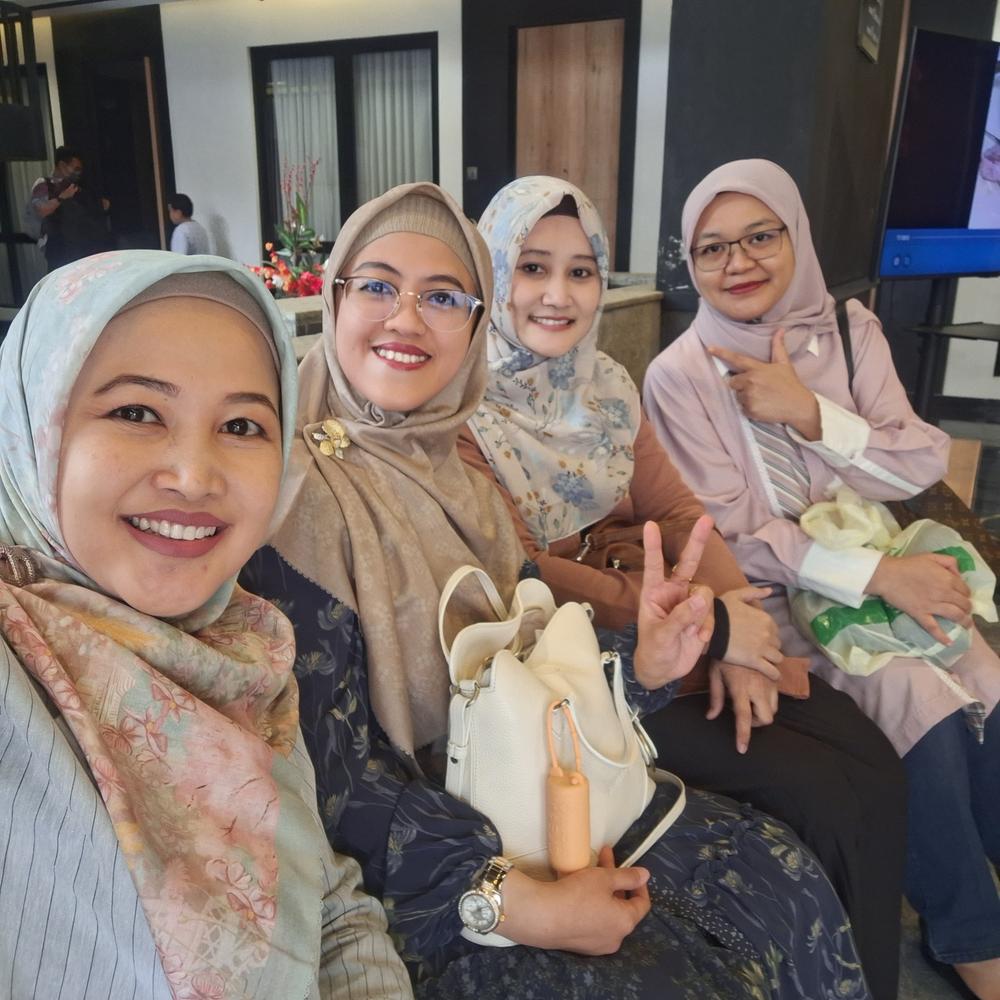 The Parisian Square - Bonbon - Customer Photo From Anggraini Dian Puspitadewi