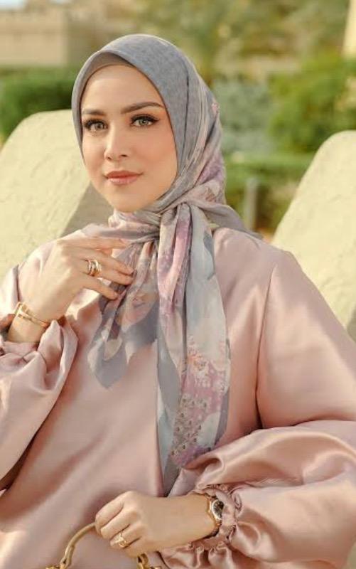 Arabian Night Square - Whirlwind - Customer Photo From Astrid Yustiana