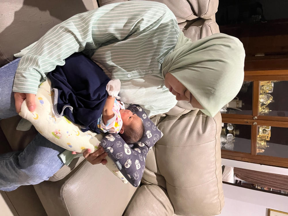 Everyday Scarf - Cameo Green - Customer Photo From riska krtika lukman