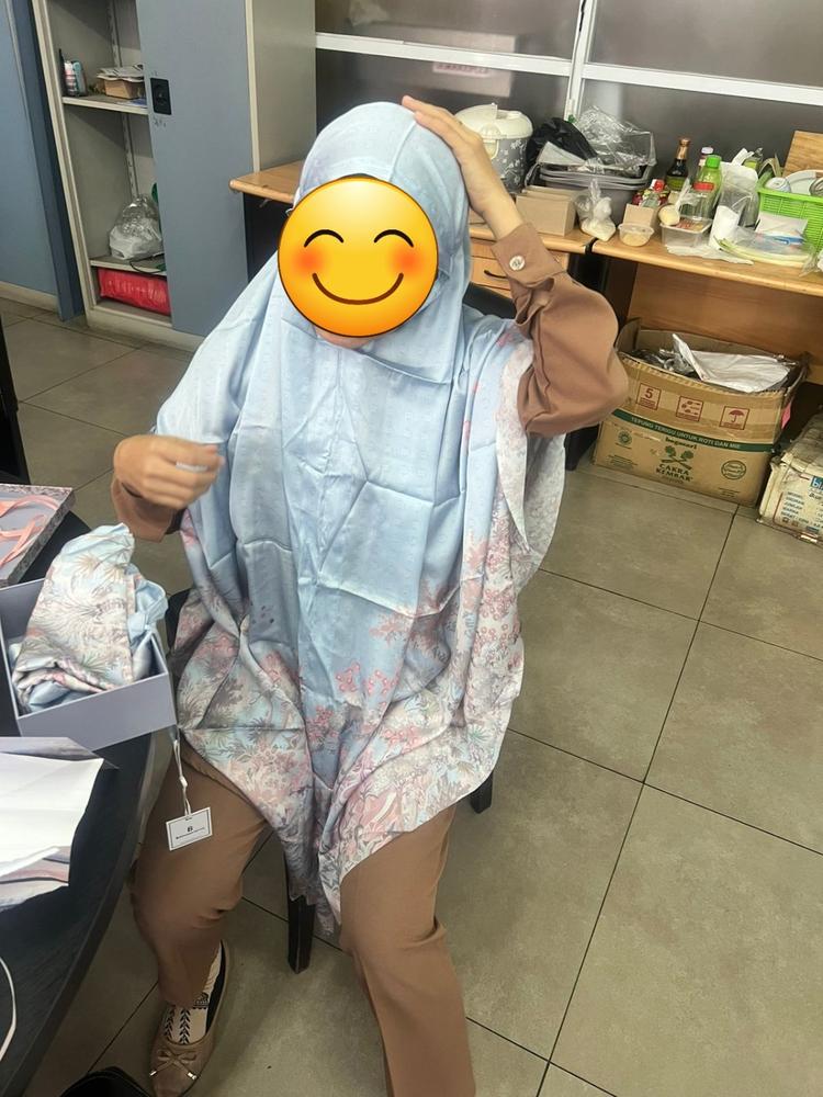 Al Qasr Prayer Robe - Mosaic - Customer Photo From Anonymous