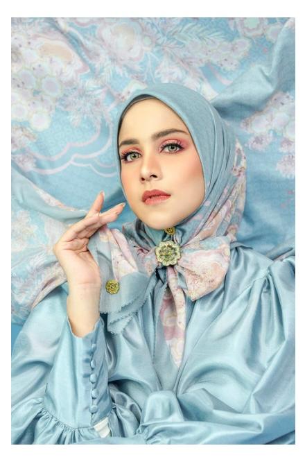 Daisy Triangle Ring Scarf - Coconut - Customer Photo From Silvi Dyah Damayanti