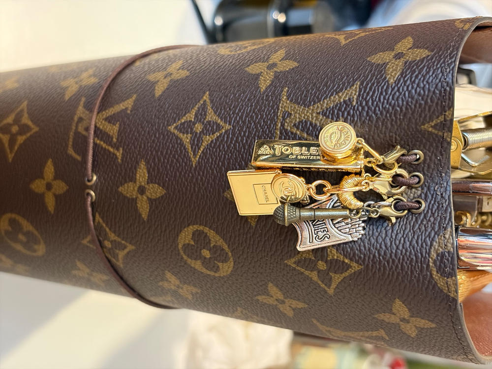 Swiss Chocolate Charm Gold - Customer Photo From Shanna Jackson