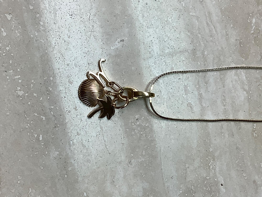 Slim Infinity Link, Solid Gold - Customer Photo From Monica Ayoub