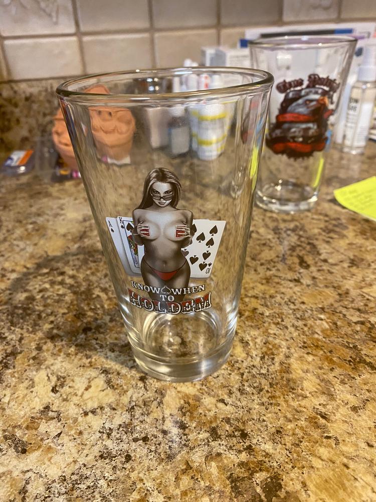 Know when to hold them Poker 16oz Pint Glass Glass Set - Customer Photo From Chuck 