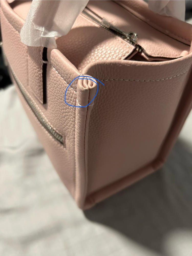 Le Tania - Mini sac fourre-tout en cuir vegan dusty pink - Customer Photo From Noémie B.
