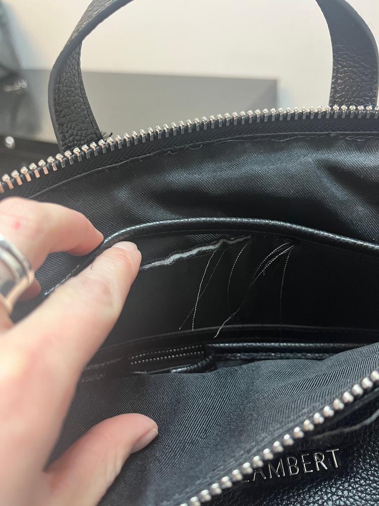 Le Billie - Sac à dos en cuir vegan noir - Customer Photo From Mariane 