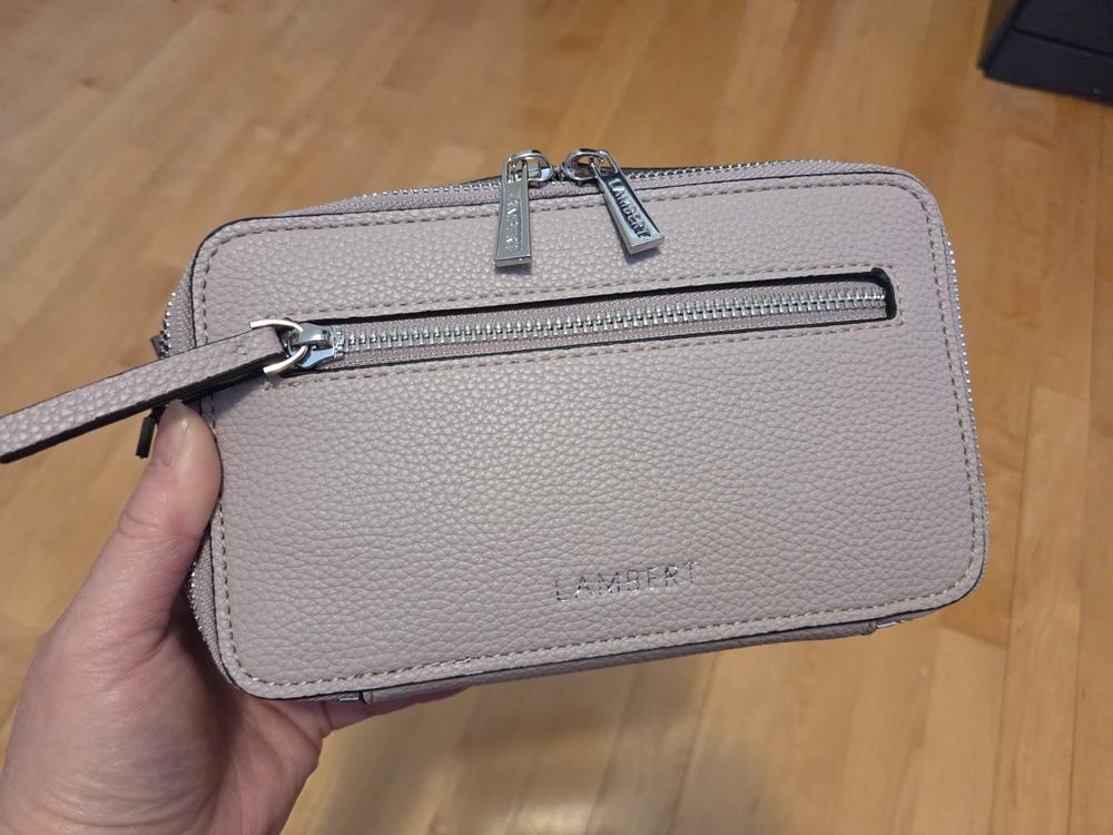 Le Madalyn - Sac à main 2-en-1 en cuir vegan blueberrymilk - Customer Photo From Sylvie Simoneau