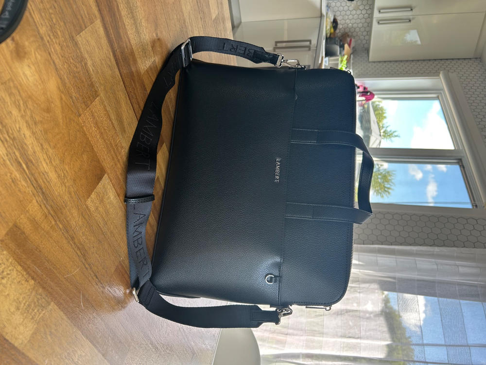 Le Malorie - Mallette 2-en-1 en cuir vegan noir - Customer Photo From Marie-Michelle Landry