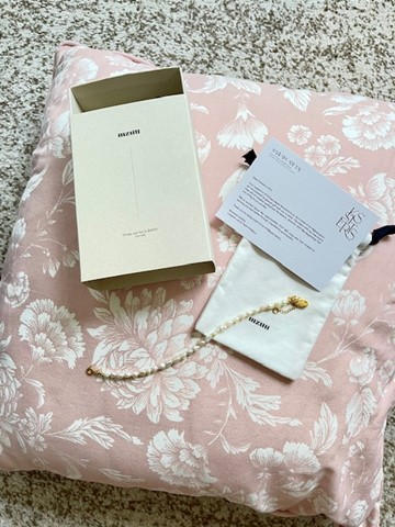 [VIP GIFTING 2024] Ksisters Logo Pearl Bracelet - Customer Photo From Eunice See
