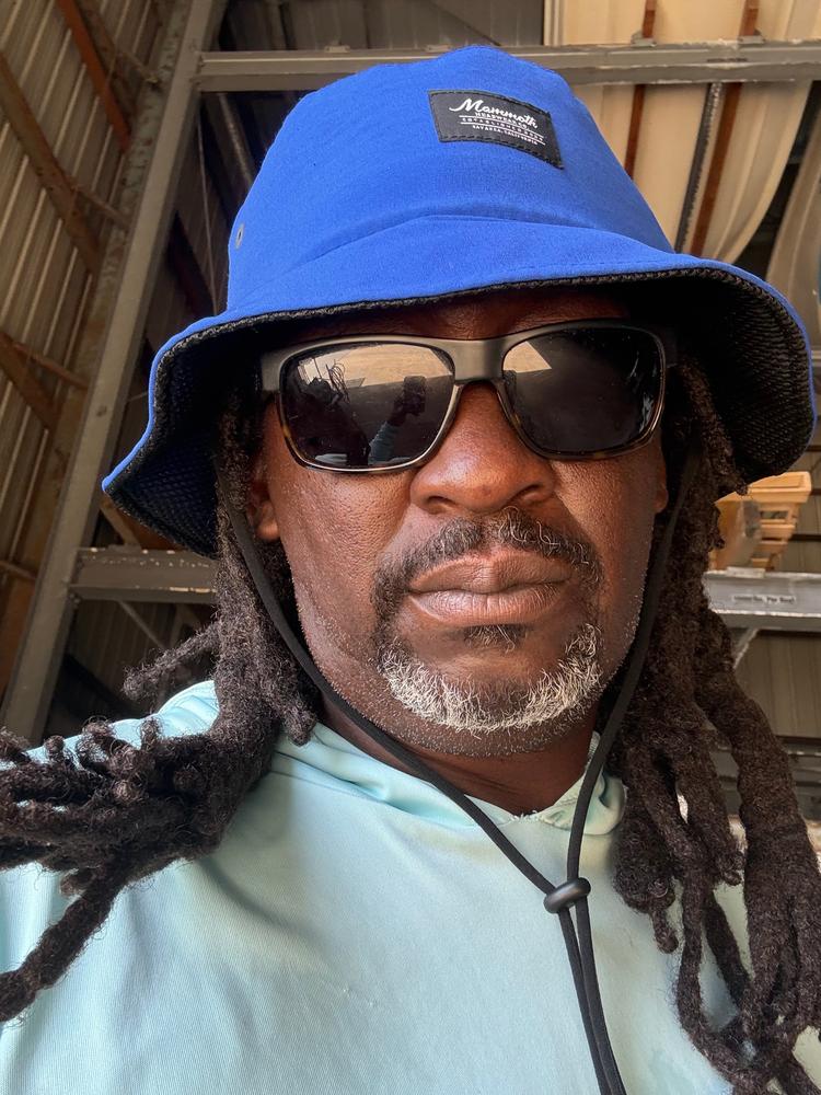 Black Performance Bucket Hat: Lightweight Sun Gear
