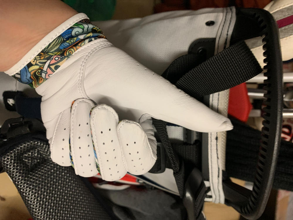 Tropicana Golf Glove - Customer Photo From Amie Carter