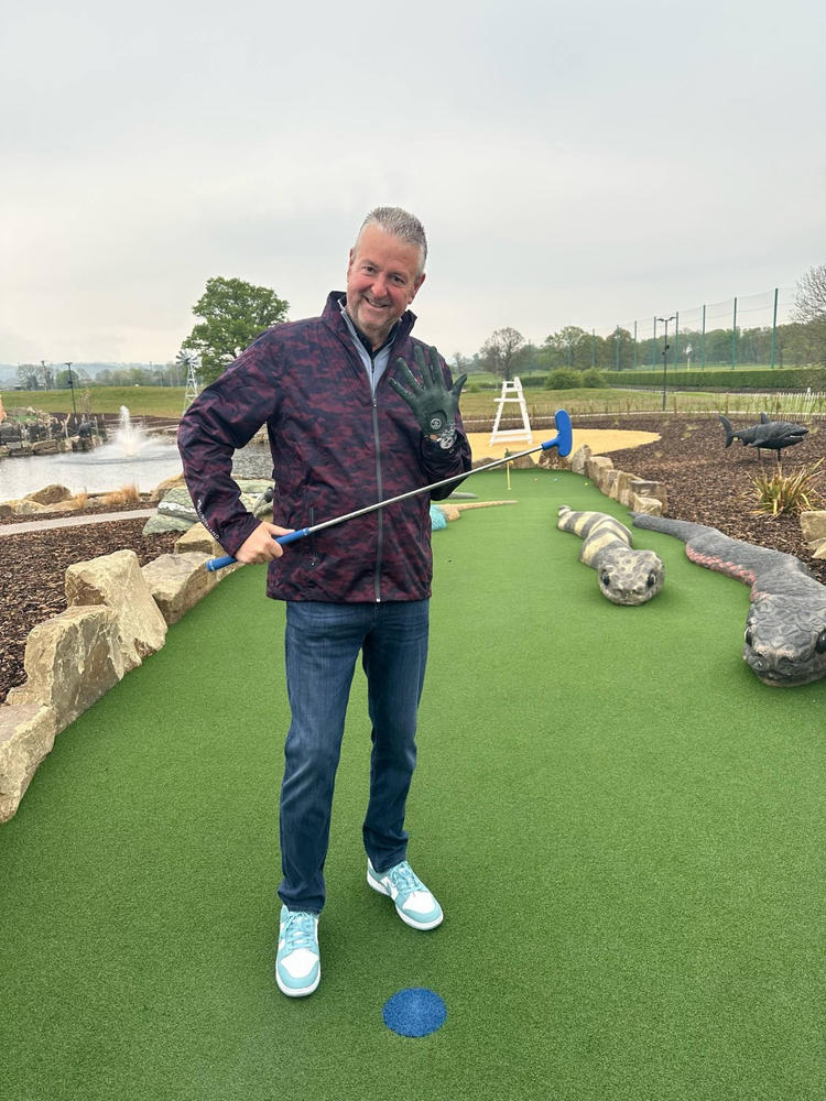 Azalea Golf Glove - Customer Photo From George Lingwood