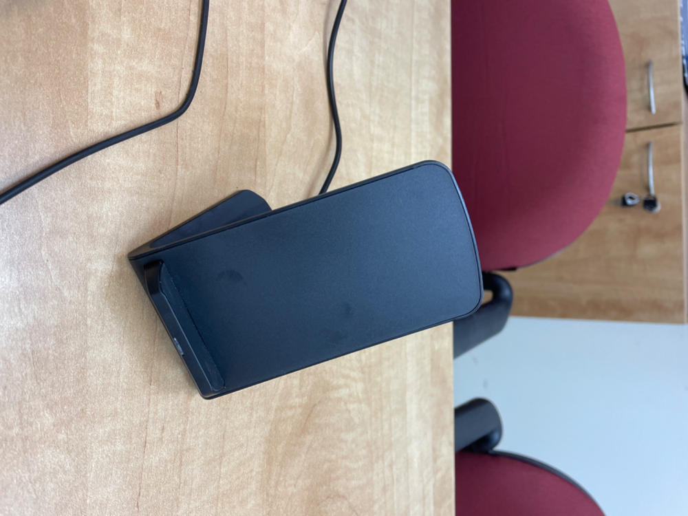 מטען שולחני QI - Customer Photo From Anonymous