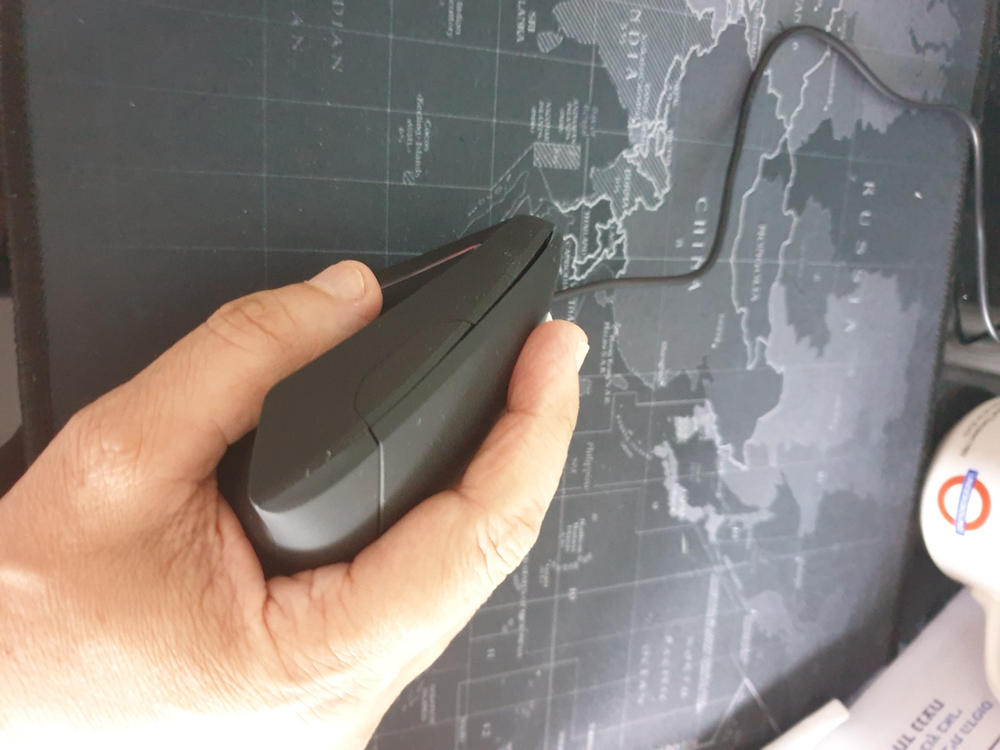 עכבר אנכי ארגונומי - Customer Photo From Anonymous