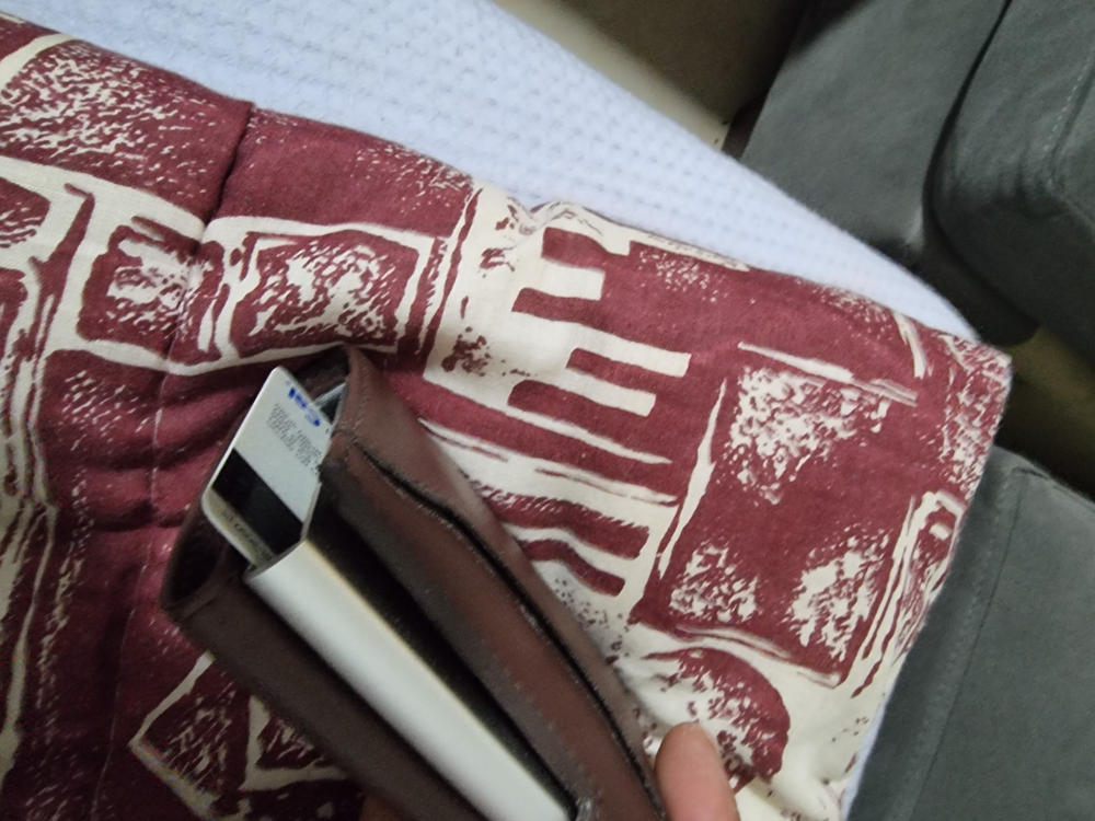 ארנק שולף כרטיסים עם סגירה מגנטית - Customer Photo From Anonymous
