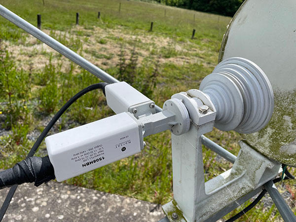 1000 Ku-Band Single Band PLL LNB - Customer Photo From Richard Osborne