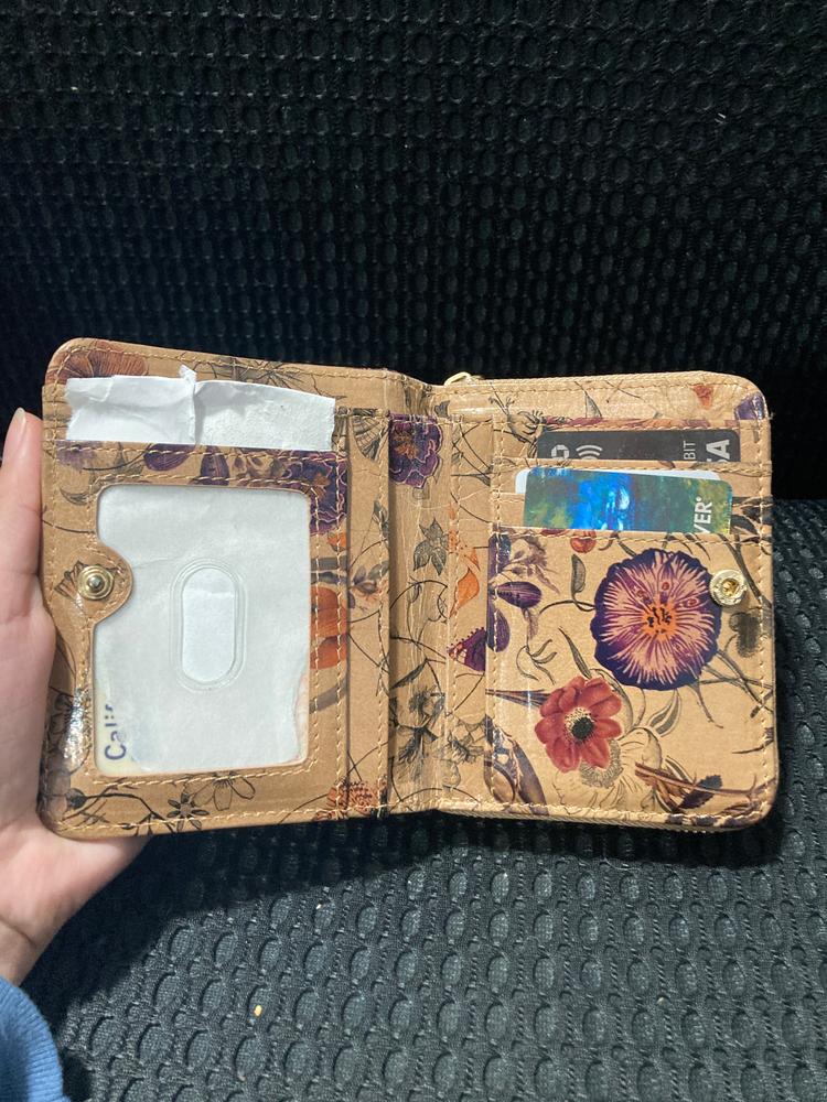 French Kraft Paper Vegan Wallet - Customer Photo From Hilda VG