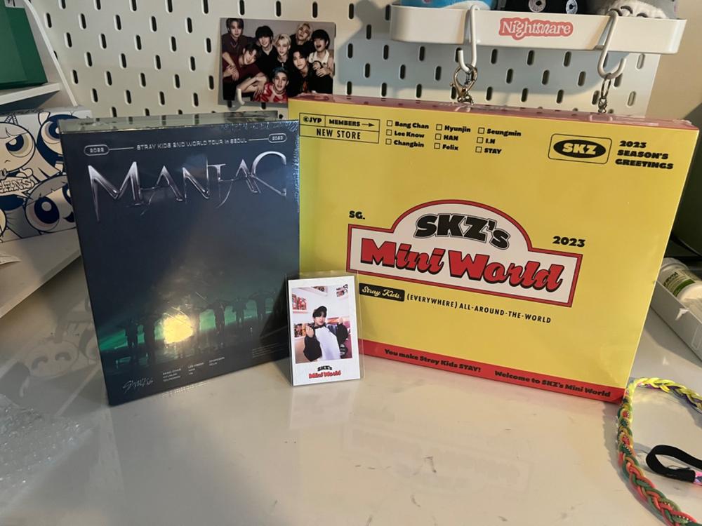 Stray Kids Mini World シーズングリーティング unboxing Stray Kids 2023 Seasons Greetings ✧ SKZ Mini World