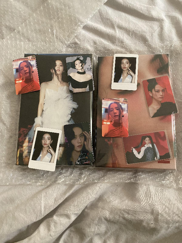【新品未開封・まとめ売り】JISOO（BLACKPINK） / ME（10枚） Amazon.co.jp: ジス ブラックピンク JISOO BLACKPINK - ME Photobook