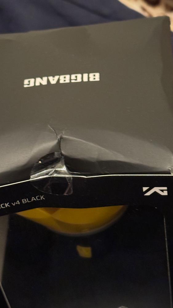 BIGBANG - LIGHT STICK V.4 (BLACK)