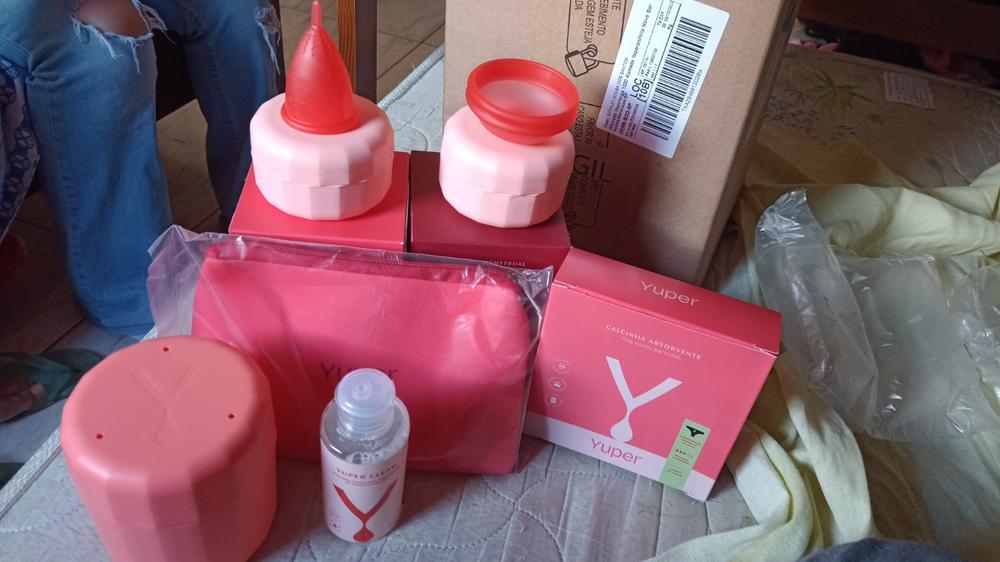 Kit Leve 6 Pague 2: Coletor Menstrual + Disco Menstrual + Calcinha Absorvente Biquíni + Esterilizador + Necessaire + Yuper Clean - Customer Photo From Echiley S.
